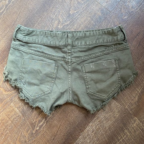 Billabong Laneway Shorts - Size 26 - Picture 3 of 7